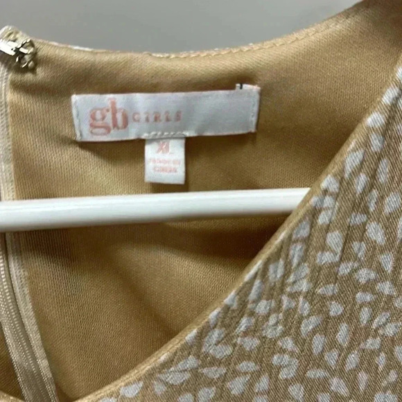 Dress - Picture 6 of 6